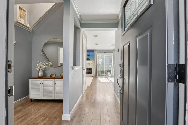 Property Photo: 26517 Sunvale Court 3 CA 94544