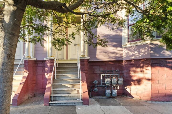 Property Photo:  3000 26th Street  CA 94110 