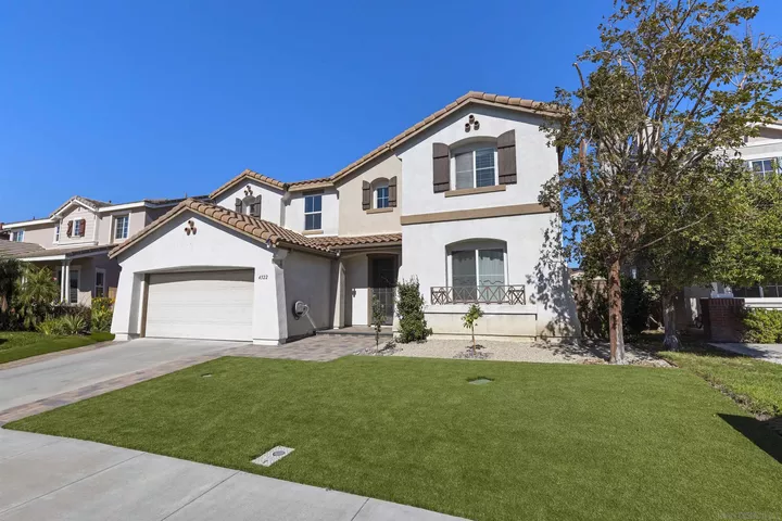 Property Photo:  4322 Vista Verde Way  CA 92057