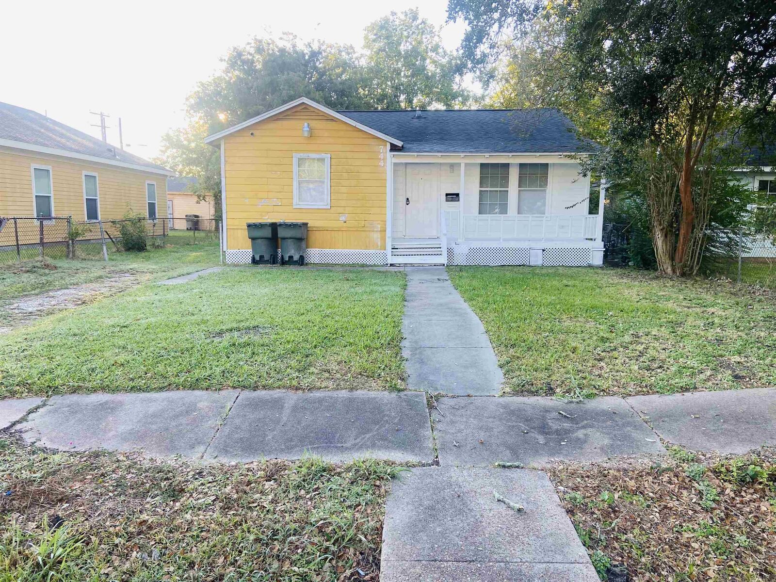 Property Photo: 744 9th Street TX 77640