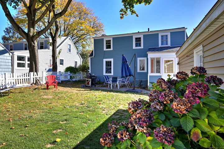 Property Photo:  77 Berkeley Terrace  CT 06460