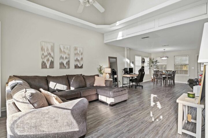 Property Photo: 1865 Nena Hills Drive FL 32304