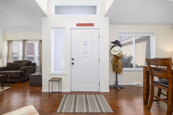 Property Photo:  3401 S Lyle Street  WA 99337 