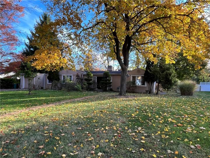 Property Photo:  4054 Clarkland Ave  PA 15101