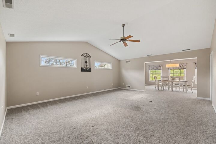 Property Photo: 1706 Kingwood Ct OH 44805