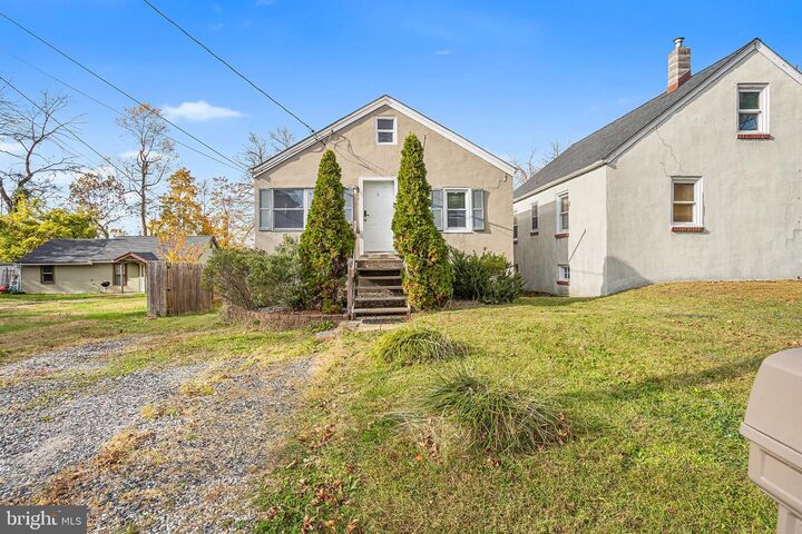 Property Photo: 4 Creekview Avenue NJ 08610