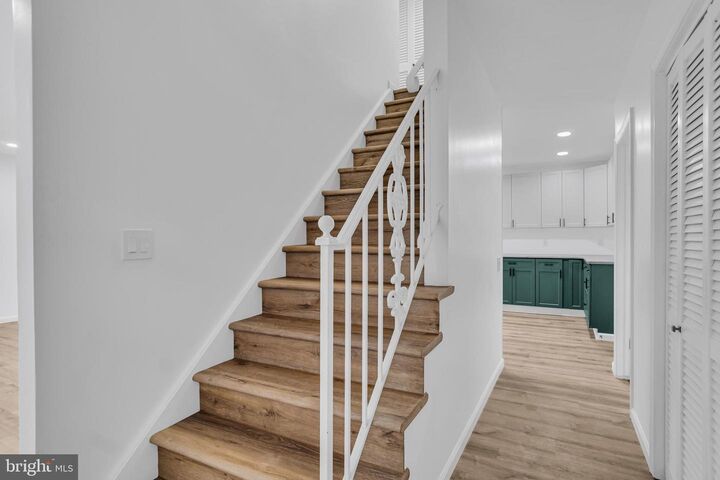 Property Photo:  6470 Colchester Avenue  PA 17111 