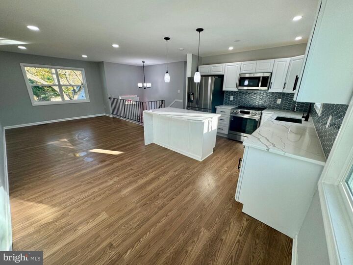 Property Photo:  224 Oak Grove Lane  VA 22556 