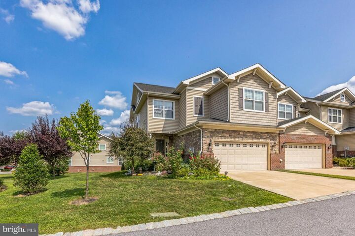 105 Elton Farm Circle  Glen Mills PA 19342 photo