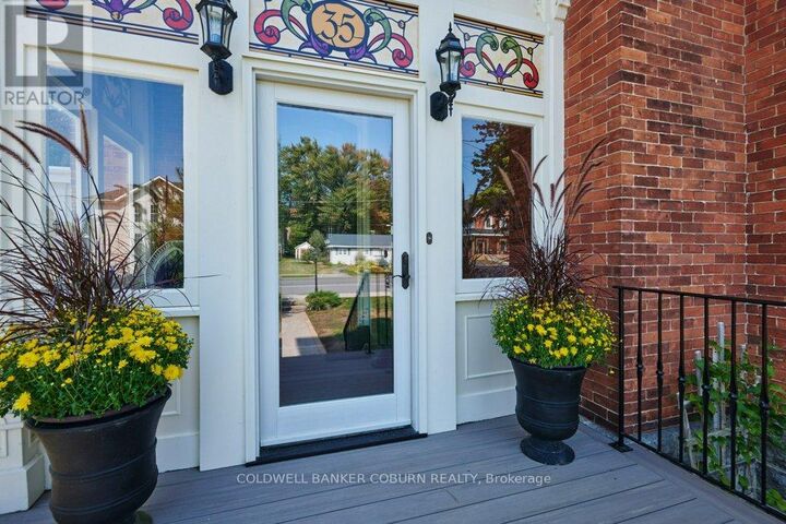 Photo de la propriété: 35 Lakeshore Drive ON K0C 1X0