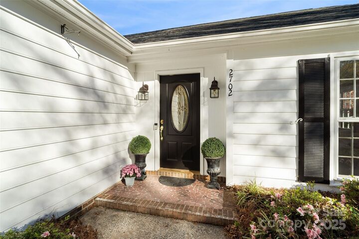 Property Photo: 2702 Quailrush Road NC 28226