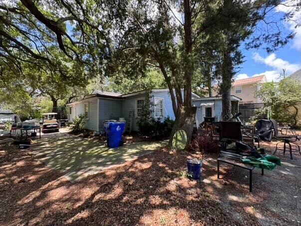 Property Photo:  202 Greenwich Street  SC 29464 