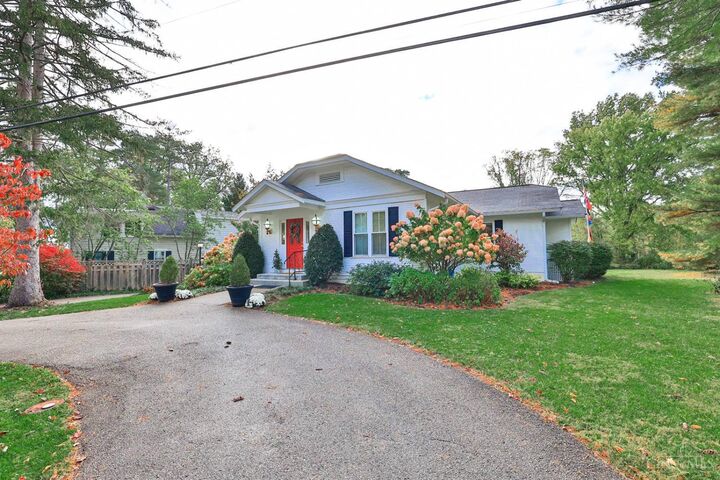 Property Photo:  8815 Old Indian Hill Road  OH 45243 