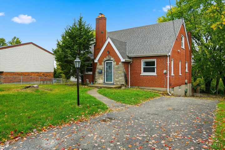 Property Photo: 4998 Mt Alverno Road OH 45238