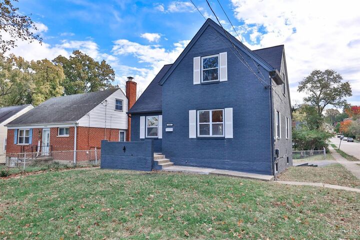 Property Photo: 6402 Mayflower Avenue OH 45237