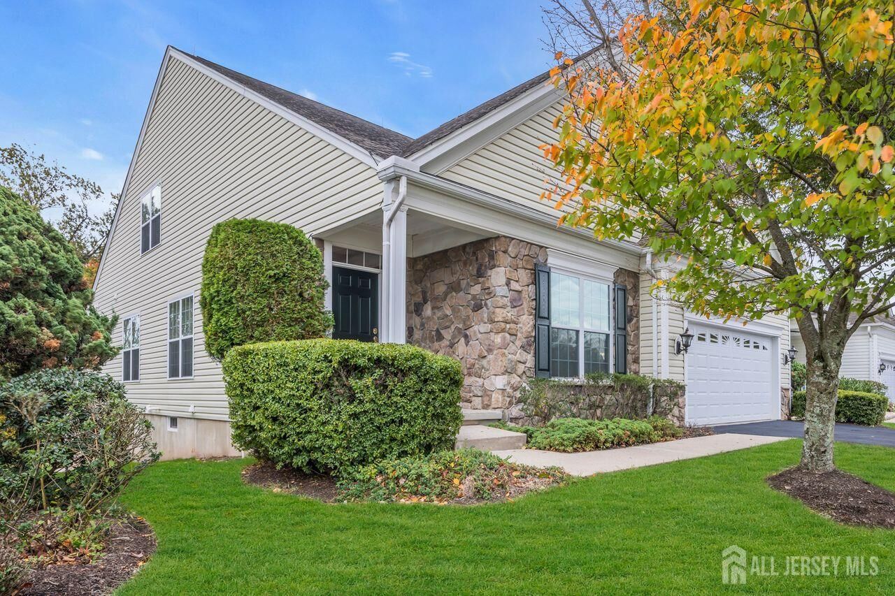 Property Photo: 468 Crossfields Lane NJ 08873