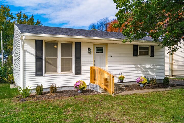 Property Photo:  3161 Lewis Road  OH 43207 