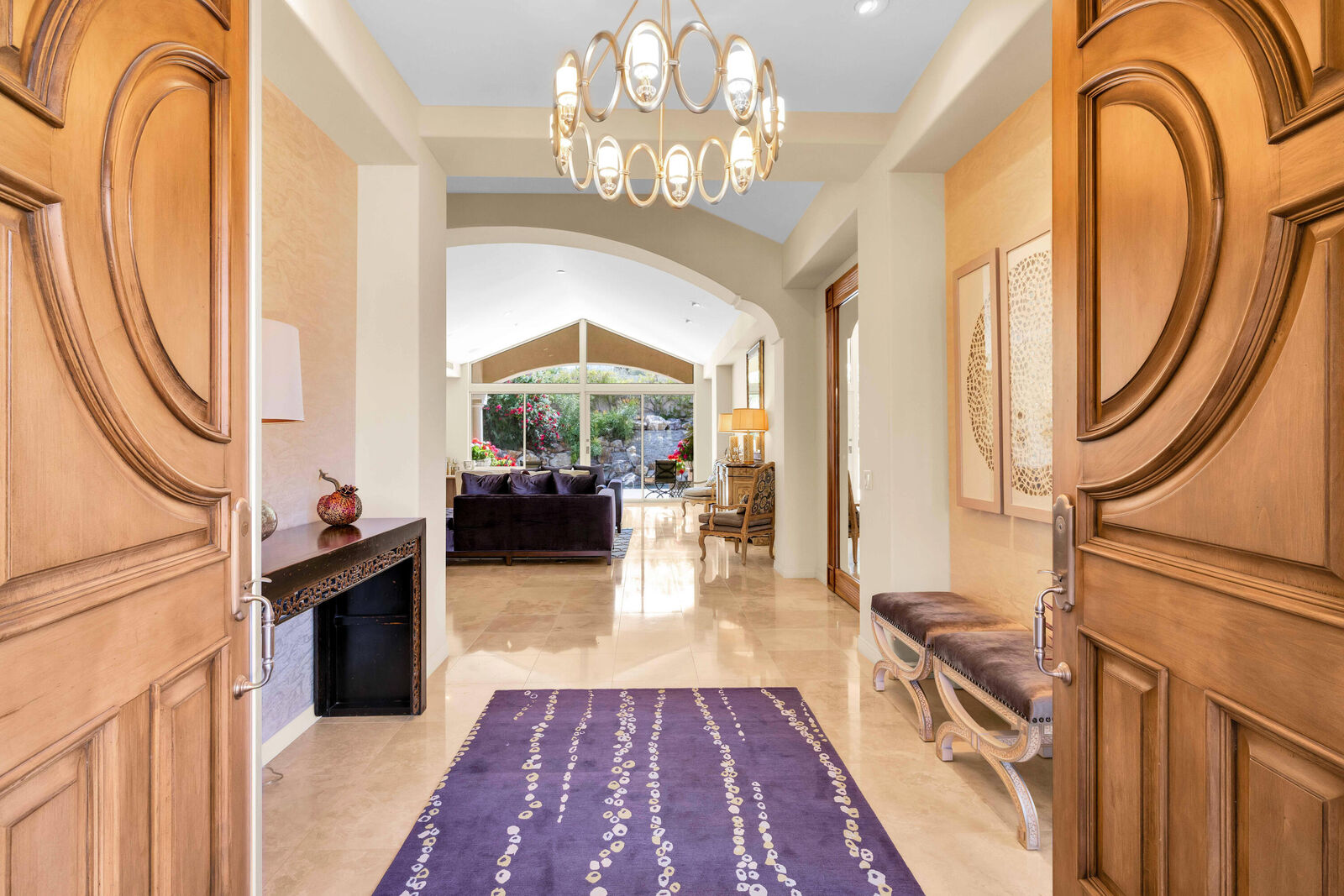 Property Photo:  113 Heather Court  CA 92260 