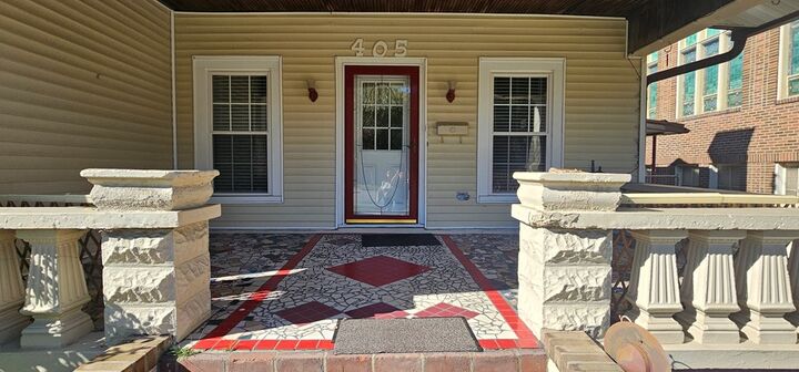 Property Photo:  405 Madison St  KY 41230 