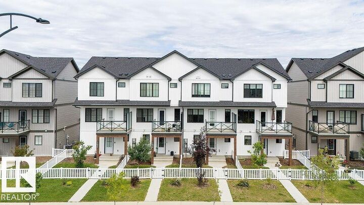 1101 Cy Becker Road NW  Edmonton AB T5Y 4B6 photo