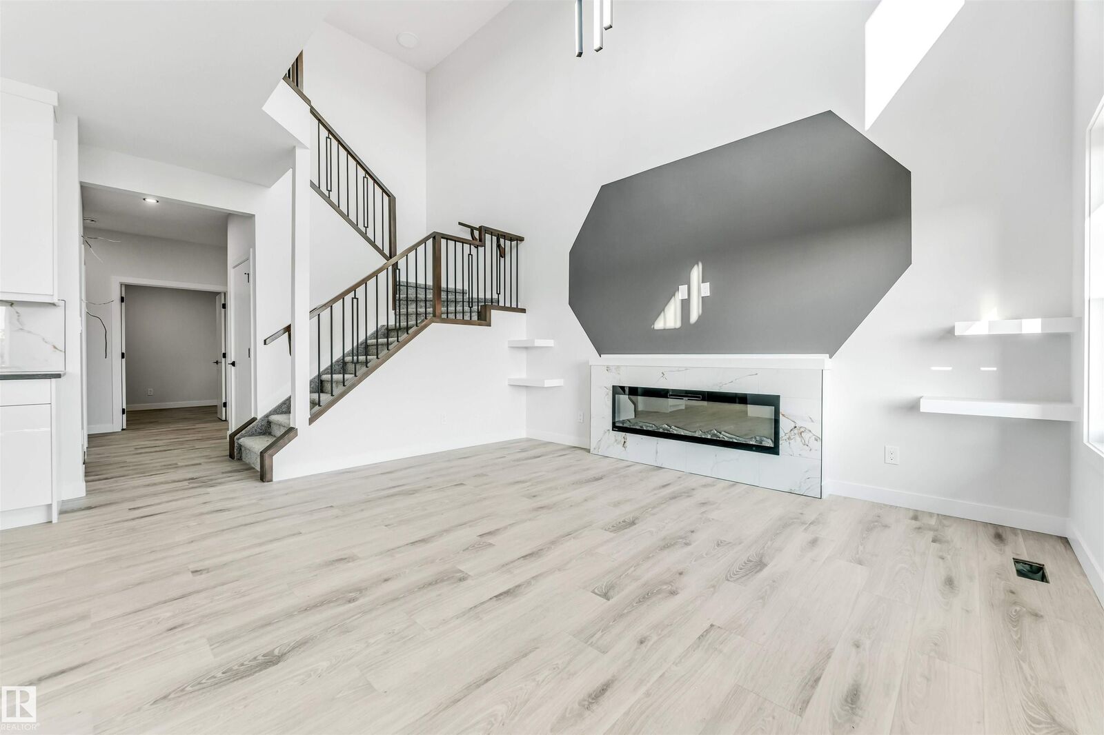 Photo de la propriété:  100 Eldridge Point(E)  AB T8N 8C4