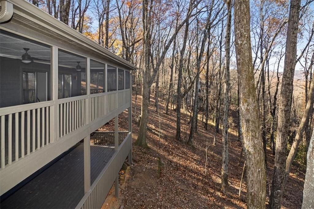 Property Photo:  40 Sanderlin Mountain Drive  GA 30143 
