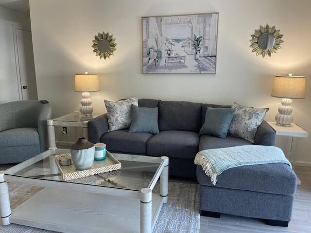 Property Photo: 6457 Bay Club Dr 2 FL 33308