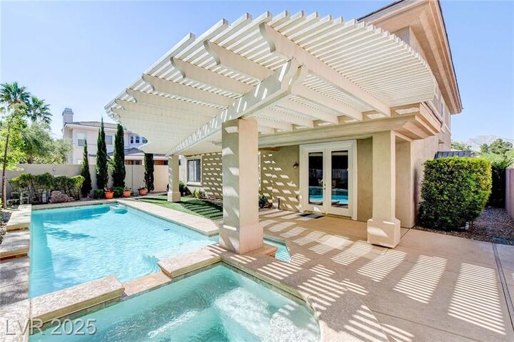 520 Proud Eagle Lane  Las Vegas NV 89144 photo