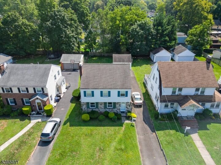 Property Photo:  905 Stelle Ave  NJ 07063