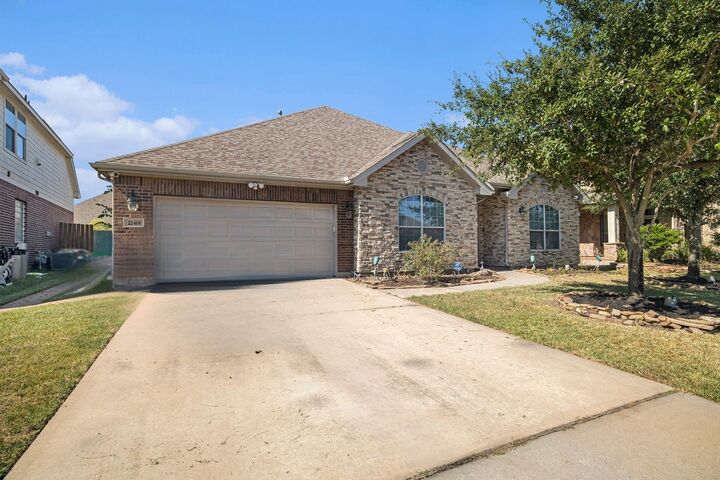Property Photo: 22419 Wenbury Drive TX 77375