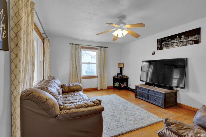 Property Photo: 107 N Meridian Street IN 47541