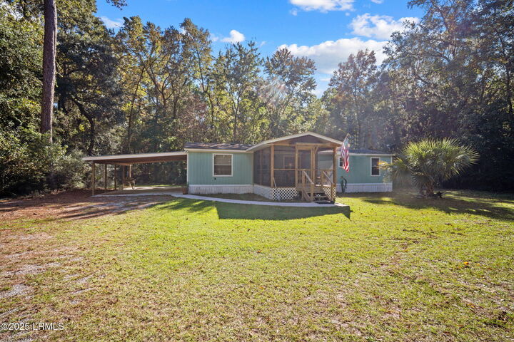 Property Photo: 976 Sams Point Road SC 29907