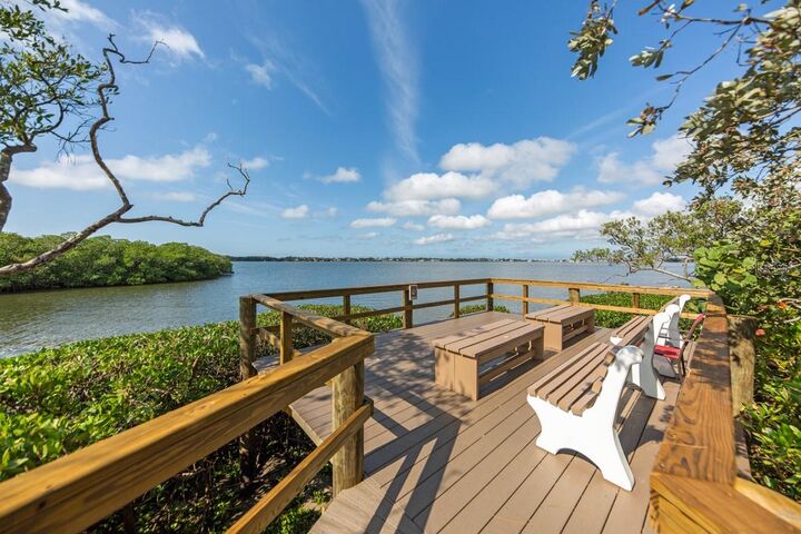 Property Photo:  1627 Boathouse Circle 127  FL 34231 