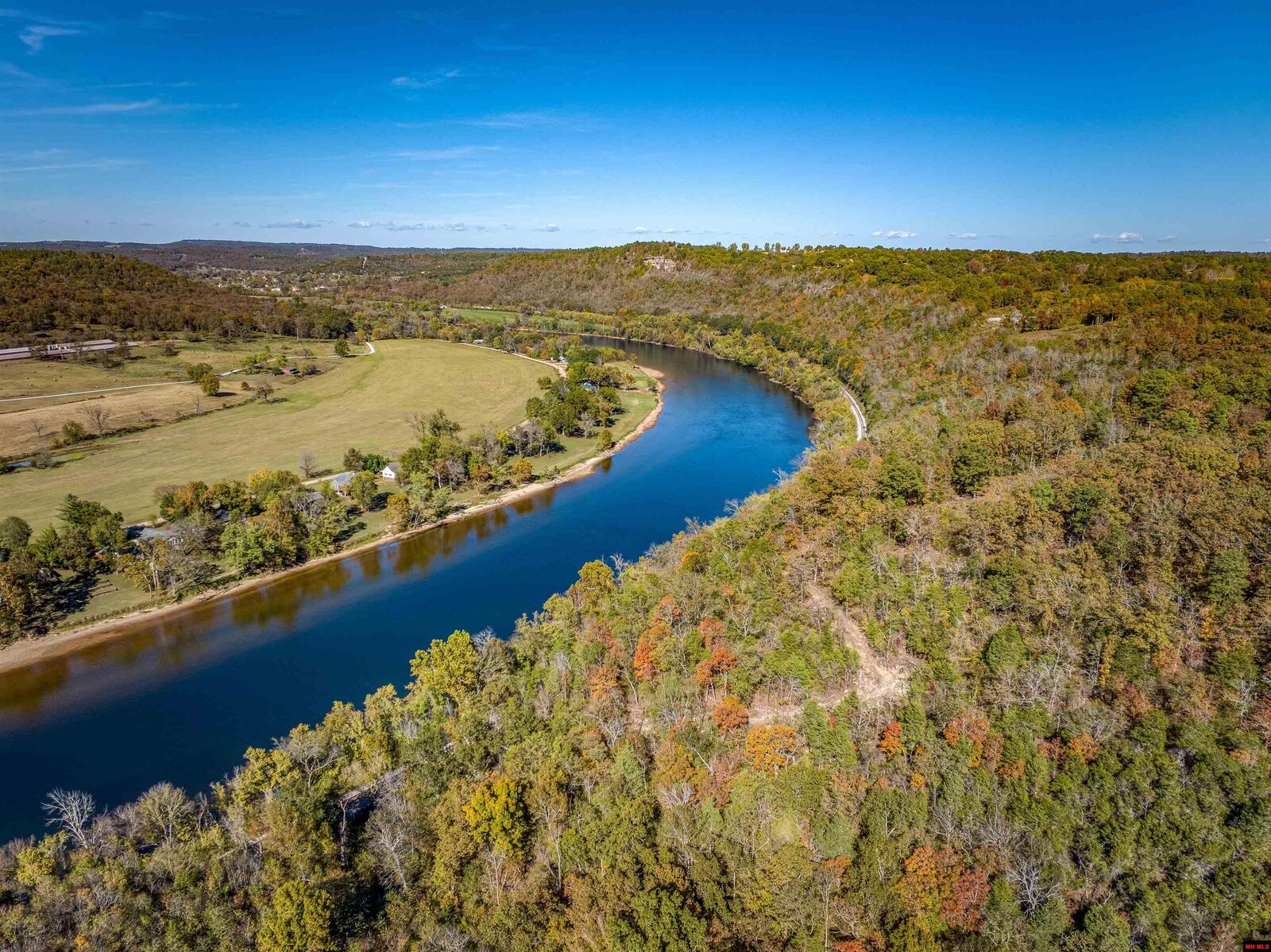 Property Photo:  232 Crown Court  AR 72658 