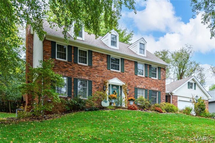 Property Photo:  831 Minarca Drive  MO 63131 