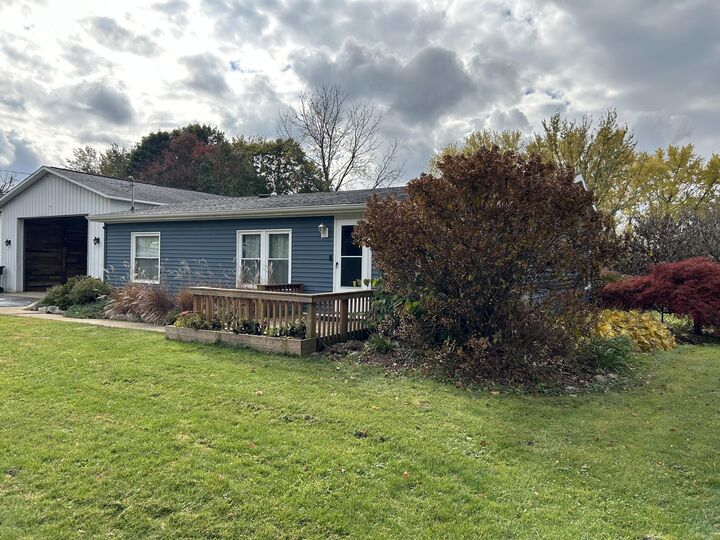 Property Photo:  386 Kenneth Drive  MI 49080 