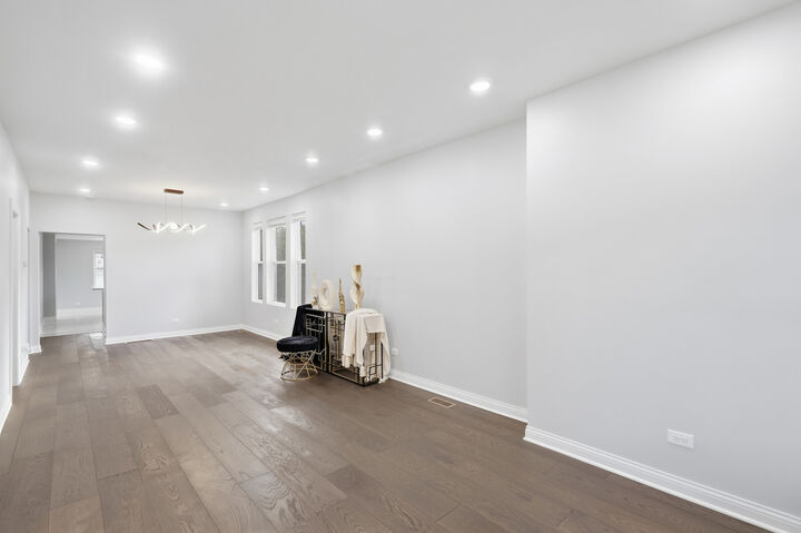 Property Photo: 7823 S May Street IL 60620