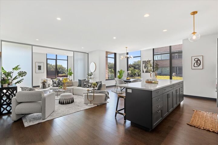 Property Photo:  540 W Webster Avenue 311  IL 60614