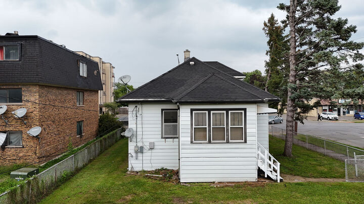 Property Photo: 328 W 138th Street IL 60827