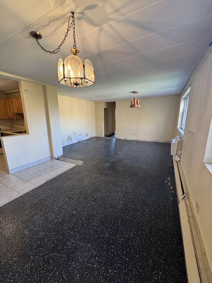 Property Photo: 6161 N Hoyne Avenue 414 IL 60659