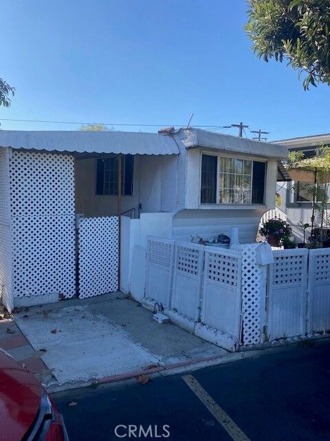 Property Photo:  2767 W 1st Street 26  CA 92703 