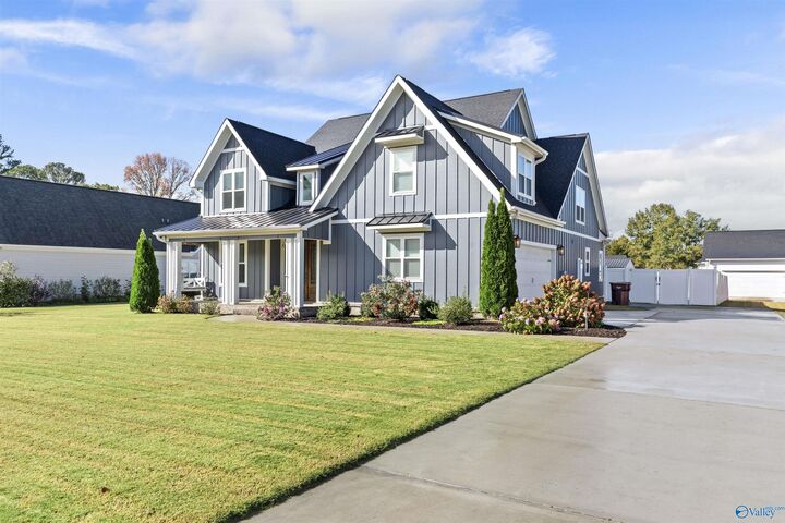 Property Photo: 17977 Newby Chapel Road AL 35613