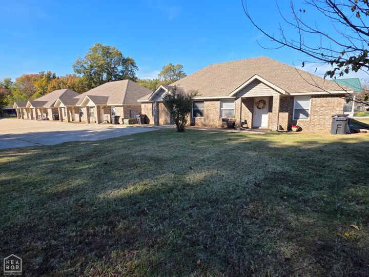1012 N Main Street  Jonesboro AR 72401 photo