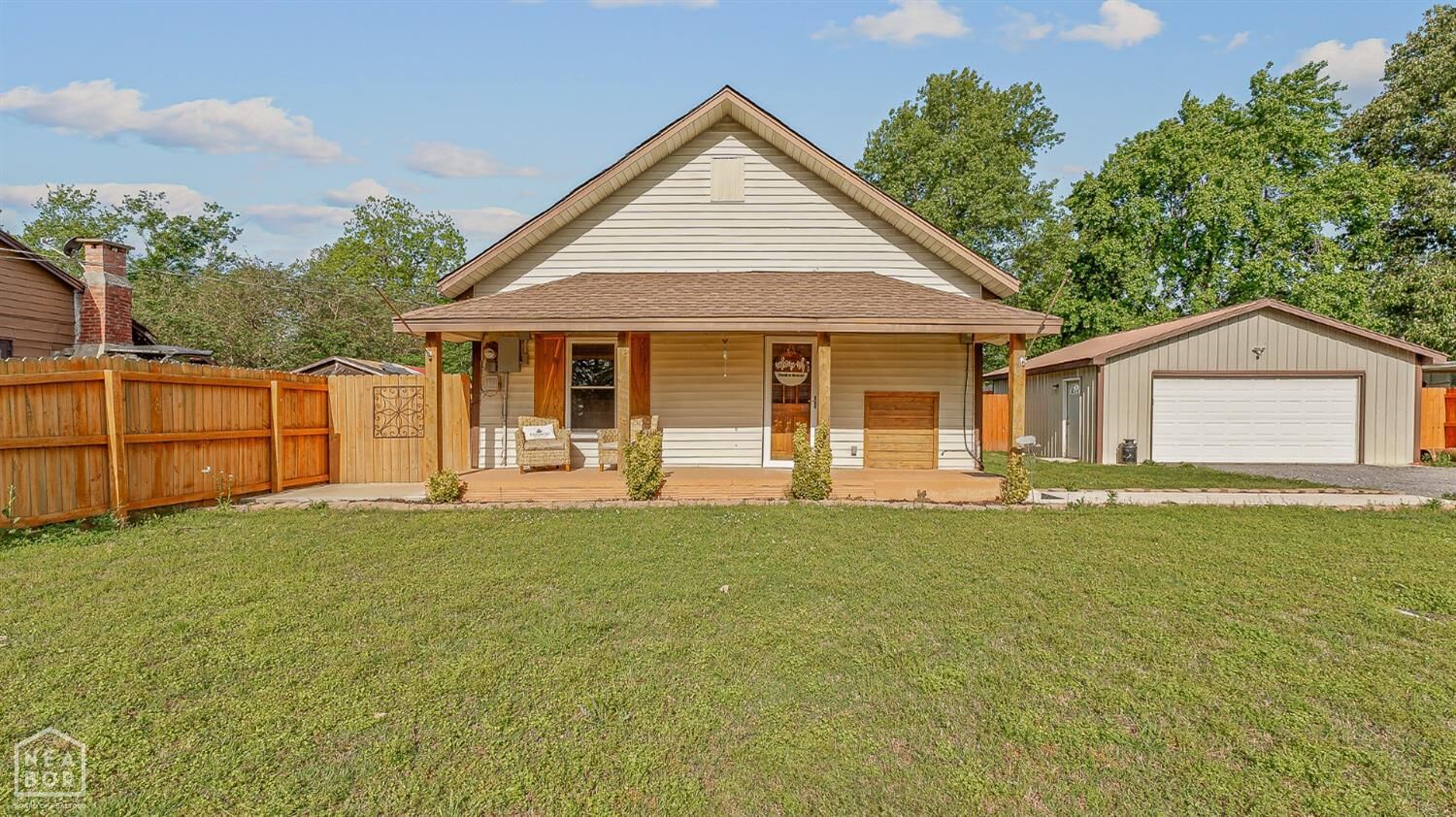 Property Photo:  215 N Nance Street  AR 72447 