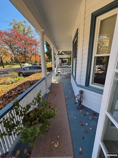 Property Photo:  252 Highwood Avenue 1  NJ 07450 