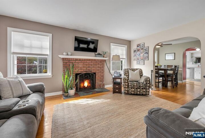 Property Photo:  431 Goffle Road  NJ 07481 