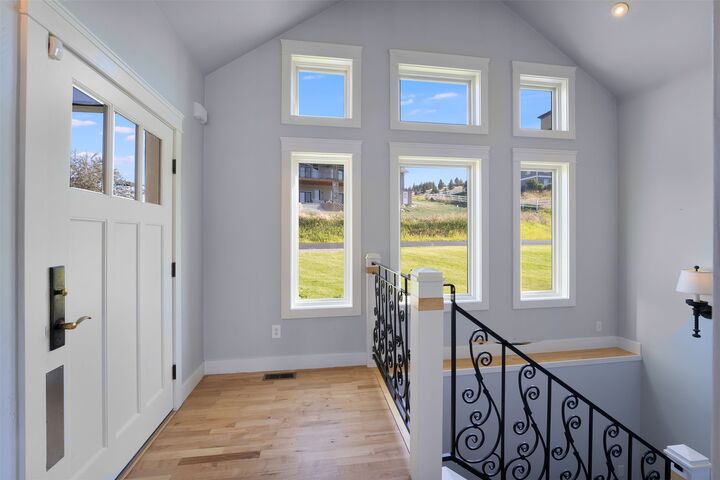 Property Photo: 37 Roybals Way MT 59901