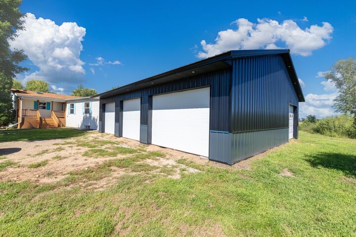 Property Photo:  755 240th Avenue SW  MN 56208 