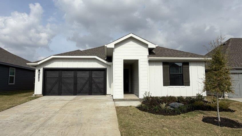 Property Photo: 1728 Reverie Road TX 76028