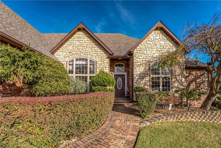 Property Photo:  1903 Daly Drive  AR 72601 